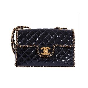 Vintage ((KYLIE JENNER) CHANEL Gorgeous  Chanel bag (Excellent Condition)